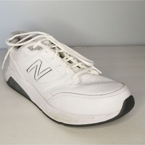 New Balance men's white athletic shoes size 7 with rollbar - Picture 1 of 8